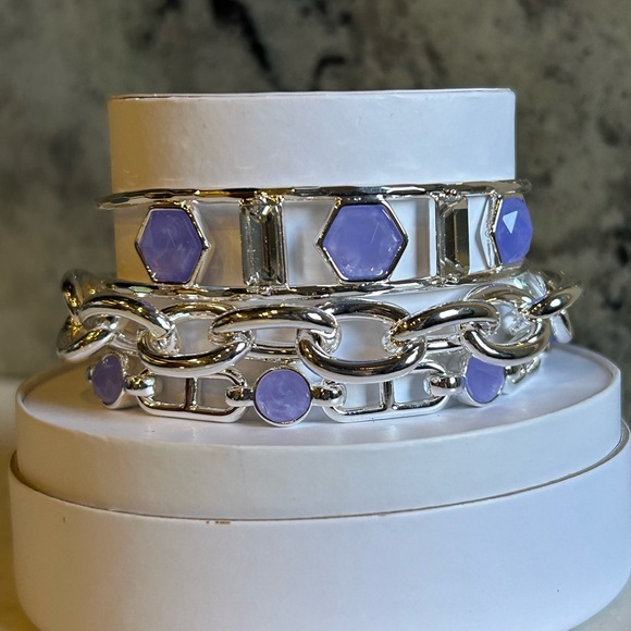 bomb party Jewelry - 💎Only In Your Dreams💎